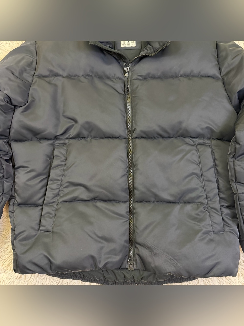 Abercrombie and Fitch The A&F Ultra Collection Puffer Jacket - Picture 4 of 12